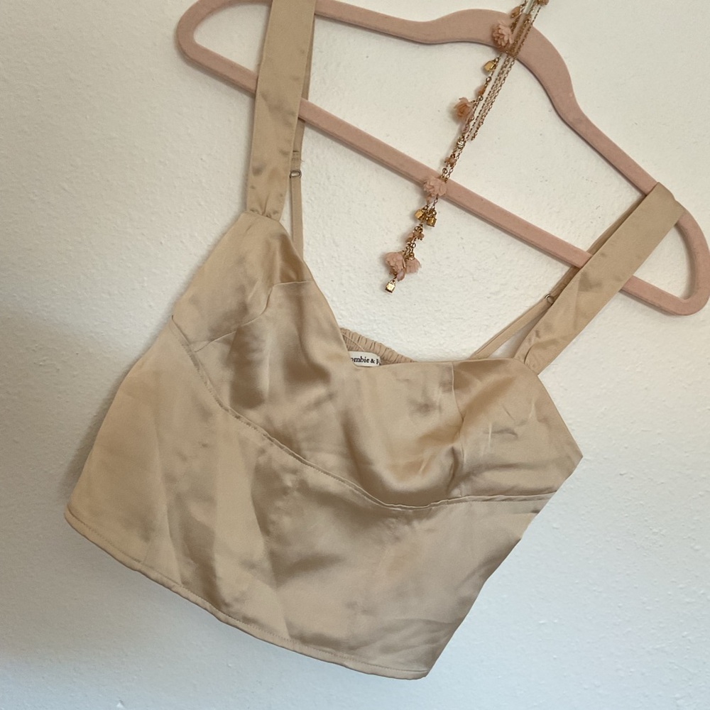 Valentines Outfit Inspo Abercrombie & Fitch Small New Never Worn Satin Crop Top